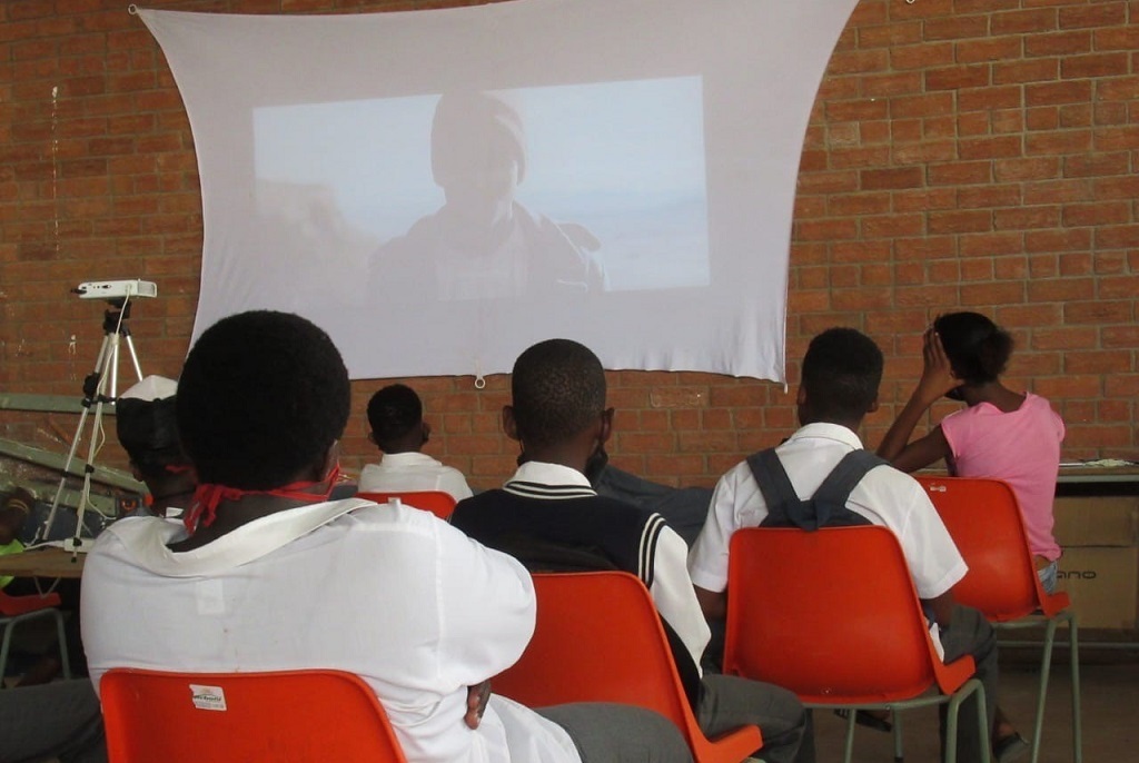 The solar-powered mobile cinema comes kitted with a micro projector, tripod, fold-out screen and a battery.