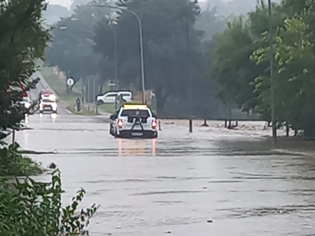 A low-lying bridge in Tshwane has flooded after heavy rains.