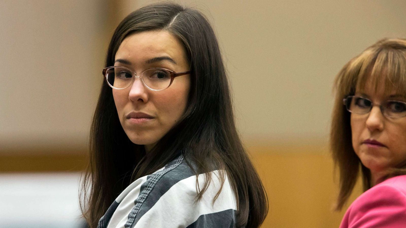 Jodi Arias Bikini in the court room 