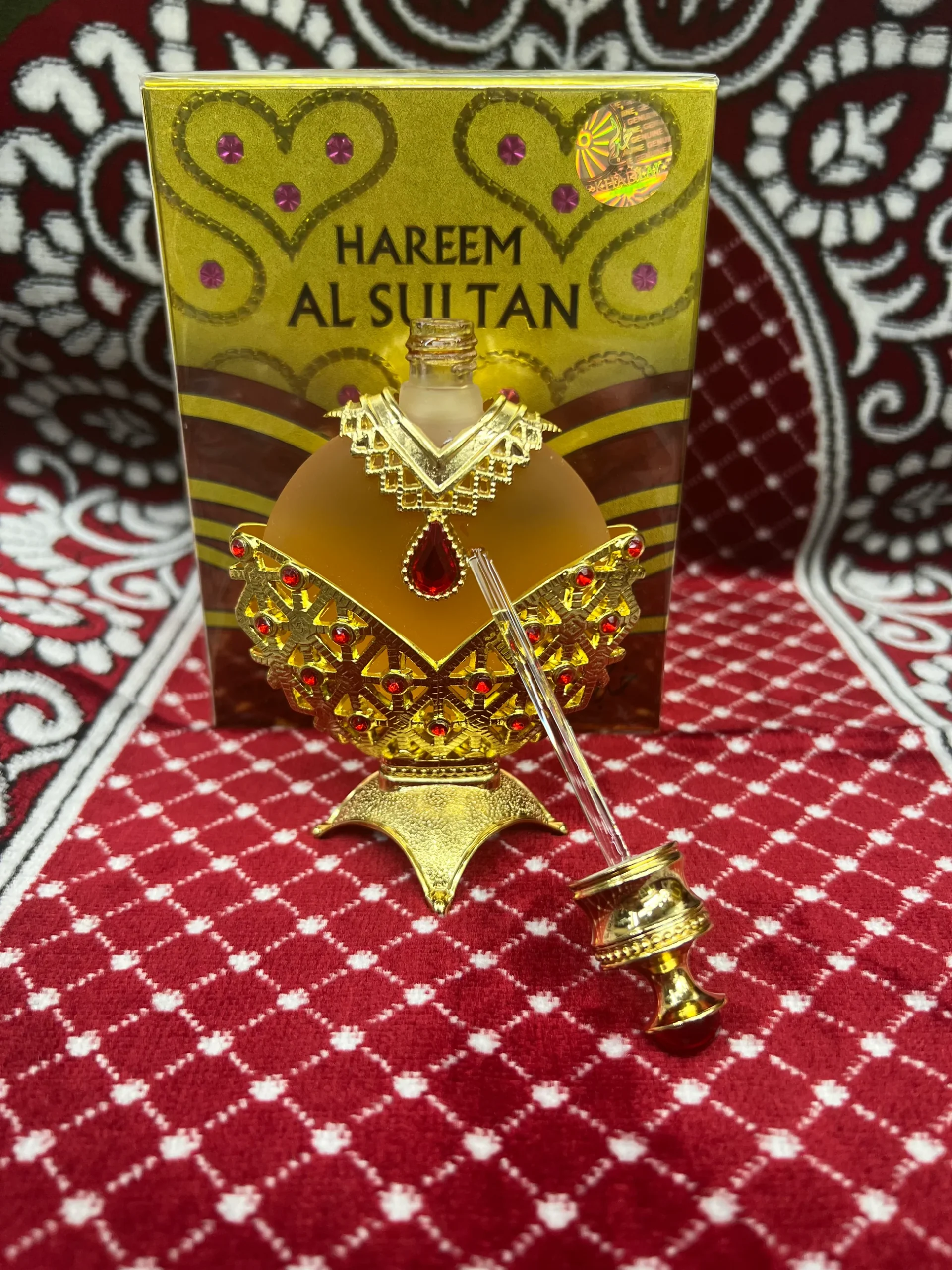 Experience in Luxury with Hareem Al Sultan Gold Perfume Oil, Revealed by Khadlaj